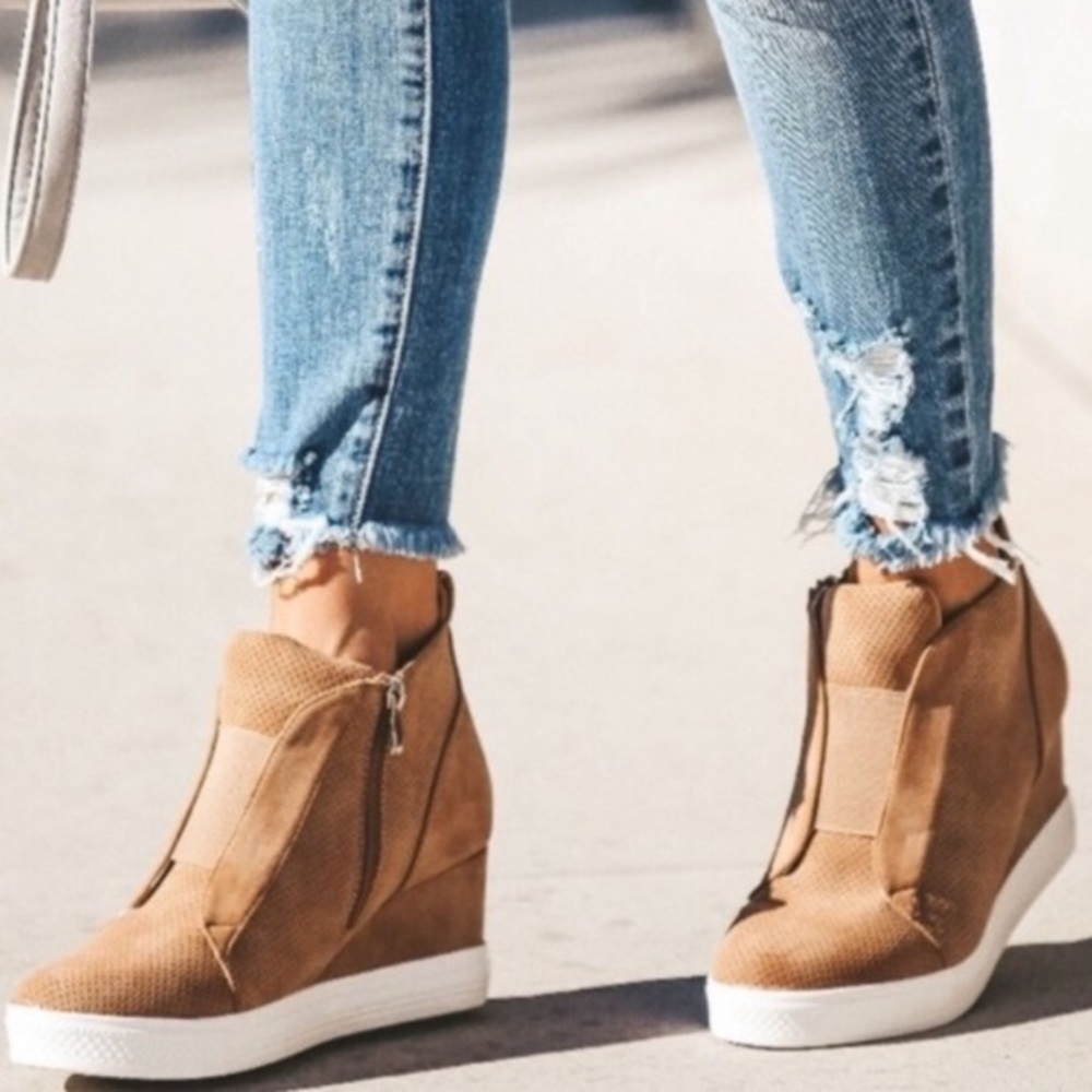 Tegan | Pinhole Wedge Sneakers | Camel - Picture 4 of 5
